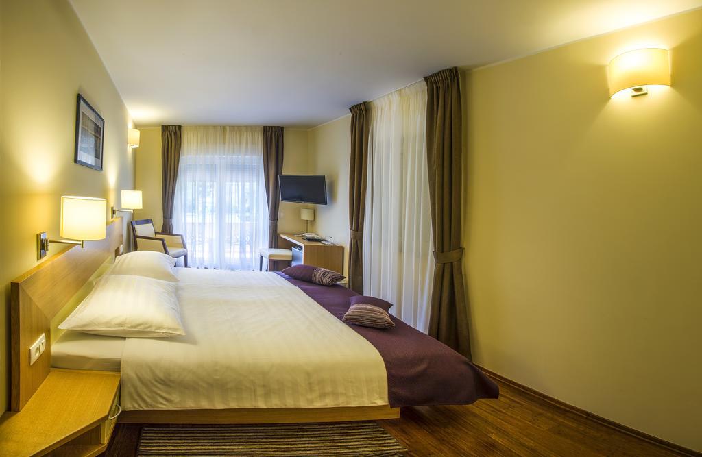 Hotel Villa Privileggio Moscenicka Draga Luaran gambar