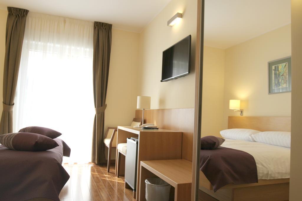 Hotel Villa Privileggio Moscenicka Draga Luaran gambar
